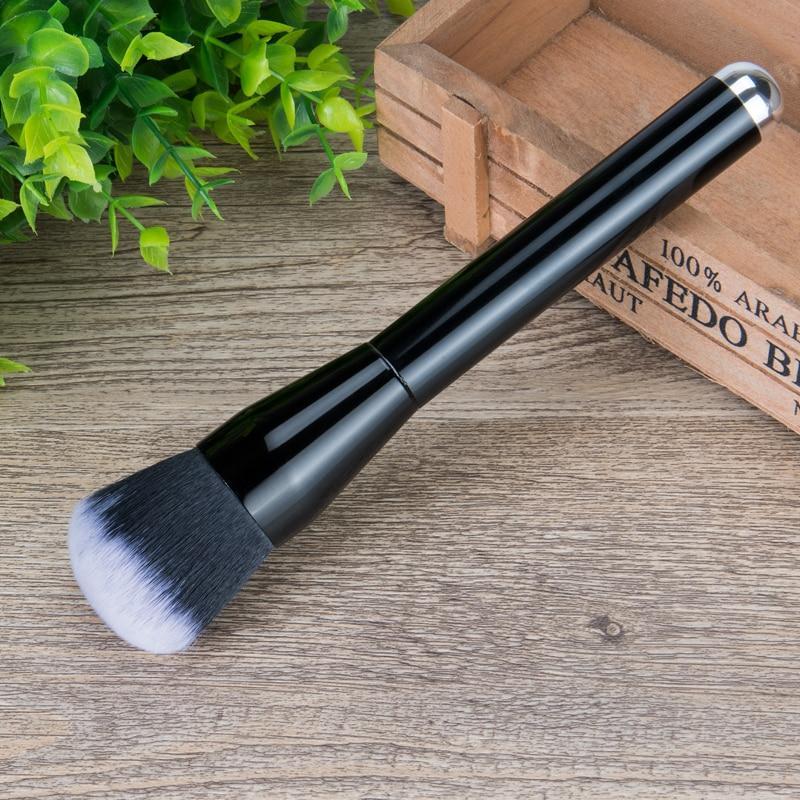 Large Makeup Powder Brush - Happily Living