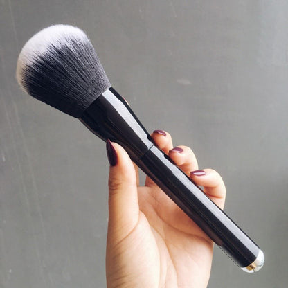 Large Makeup Powder Brush - Happily Living
